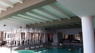 Италия hotel tergesteo Montegrotto terme бассейн с озоном Н203 [upl. by Lynnea505]