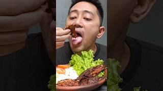 IKAN BAKAR MADU LALAPAN MENTAH food mukbang [upl. by Nivlem]