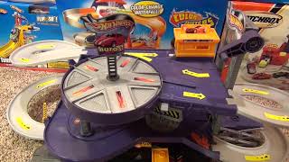 Hot Wheels Mega Garage Playset  Unboxing and Demonstration [upl. by Kerk]