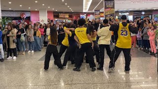 Studio Lótus Florescer  Flash mob  Itaquá Park shopping [upl. by Dymphia]