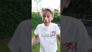 BESTE LEERLING🤩 sketchworkscomedy sketchcomedy funny sketchdecomedia humor [upl. by Leuqram601]