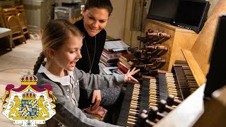 Prinsessan Estelle bekantade sig med Storkyrkans orgel [upl. by Aeriela]