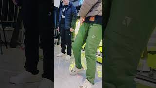 Stretch pants on Wonderful live video [upl. by Wadell949]