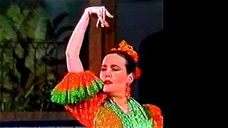 Inmaculada Aguilar baile Lucas de Ecija cante Rafael Trenas toque – Por Tientos Flamenco [upl. by Eilrak837]