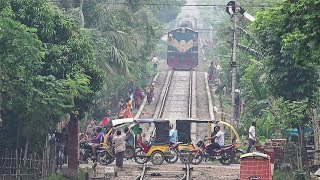 Oil Tanker Train BTO of Bangladesh Railway entering Jessore Railway Station [upl. by Jp]