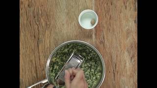 Spinach Soufflé Recipes iFood AlmapBBDO [upl. by Lanette]