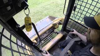 How to run a caterpillar skid steer operate drive a 226b 232b 242 252 262 272 267 loader controls [upl. by Chariot]