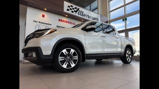 Honda Ridgeline Touring 2017 chez Villeneuve Honda de Joliette [upl. by Nesrac822]