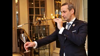 Meilleur sommelier de France Xavier Thuizat évoque la place essentielle de la sommellerie au Crillon [upl. by Illom]