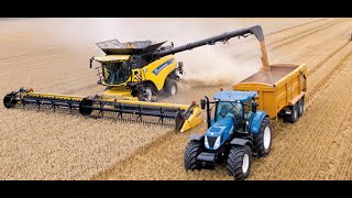 New Holland CR1090 combine Guinness World Records attempt [upl. by Ihsorih]