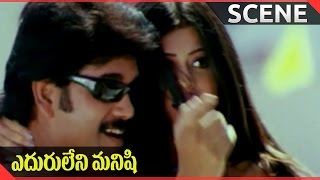 Eduruleni Manishi Movie  Shenaz  Nagarjuna Actions Scene  Nagarjuna Soundarya Shenaz [upl. by Joh]