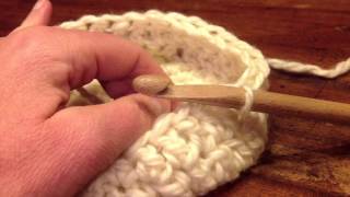 Panier rond au crochet avec anses par  Valé Création [upl. by Aititil]