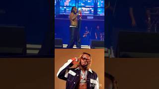 BURNABOY ACHEZA KOMASAVA YA DIAMOND PLUTNUMZ KWENYE SHOW NIGERIA [upl. by Brahear]