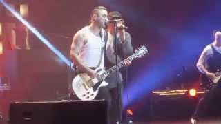 Broilers  quotAll die ganzen Jahrequot mit Campino live im ISS Dome Düsseldorf 20122014 [upl. by Weldon424]