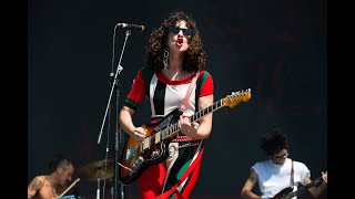 Entrevista  Marilina Bertoldi en Lollapalooza Chile [upl. by Aidas409]