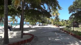 Cuba 2012 Guardalavaca Hôtel Brisas de la chambre  5206 à la plage [upl. by Rocca]