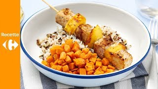 Brochettes de porc à la mangue et salade de riz sauvage [upl. by Nahgiem]