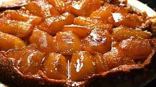 Tarte Tatin süss und sehr lecker  den Kuchen einfach mal anders rum backen [upl. by Eidnarb385]