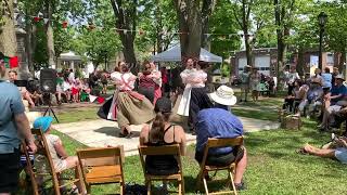 Danse Trad Québécoise  Les Chamaniers de SaintHyacinthe  Turlutte du rotoculteur [upl. by Atnauqal]