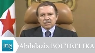 Abdelaziz Bouteflika face aux journalistes à Paris  Archive INA [upl. by Wayland]