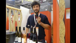 Vin  le Gardois Jocelyn Raoux a profité de Wine Paris  Vinexpo pour dévoiler ses nouvelles cuvées [upl. by Erdnuaed]