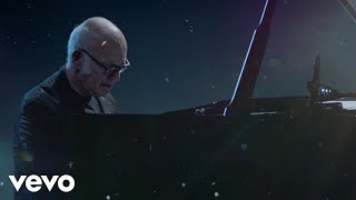 Ludovico Einaudi  Einaudi Tondo Nuvole Bianche Official Live Session [upl. by Dnomyad]