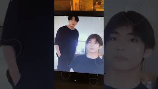 Jk ne dekh liya V ko propose krte hue🤭😁btsarmy funnyvideo whatsappstatus [upl. by Enilhtak]