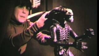 Kenners 18 Inch Alien Commercial Perfect Quality [upl. by Grady]