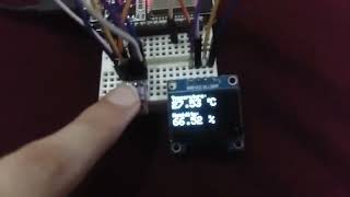 Demo Interface SHT31 Temperature amp Humidity Sensor with ESP32 [upl. by Retnyw]