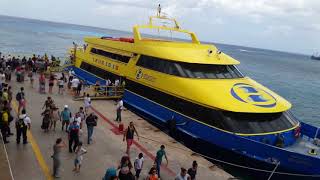 ULTRAMAR FERRY TOURISTS ARRIVING TO COZUMEL [upl. by Valli]