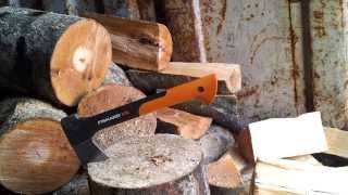 Fiskars X7 Hatchet splitting wood Season 201314 [upl. by Crespi]