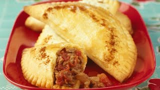 Recette  Empanadas de bœuf [upl. by Suoiluj]