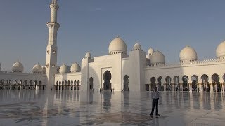 Niezwykly Swiat  Emiraty Arabskie  Abu Zabi  Sheikh Zayed Grand Mosque [upl. by Cantu]