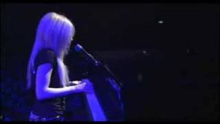 avril lavigne slipped away live [upl. by Vic]