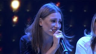 Beyaz Show Serenay Sarıkaya  Telefonun Başında Canlı performans [upl. by Hynda]