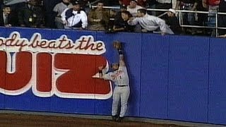 Jeffrey Maier catches Derek Jeters home run in Game 1 of the 1996 ALCS [upl. by Strepphon]