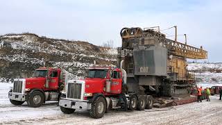 Pete 378s vs Caterpillar MD6750 [upl. by Rheims824]