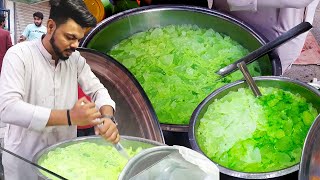 PAKOLA MILK SHARBAT  Ice Pakola Juice at Street Drink of Karachi Pakistan  SUMMER STREET DRINK [upl. by Eissim]