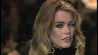 Claudia Schiffer on the Valentino 1996 Runway [upl. by Goar177]