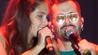 Mike Bahia Y Greeicy Se Besan Cantando En Vivo Amantes En Lima Perú 2018 [upl. by Ynamad775]