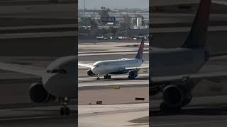 A330332 departing PHX aviationspotter automobile aviationspotting planespotter airbusaircraft [upl. by Peppi]