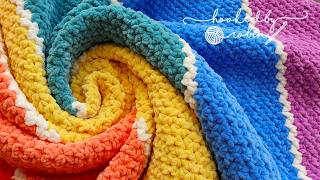 QUICK amp EASY Crochet Blanket 🧶 ONE ROW REPEAT 🤩 [upl. by Attenor]