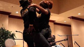 Bachata Dance w Joan amp Griselda Soriano  Dominican Style [upl. by Tuckie573]