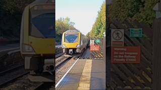 195004 speeding past Woodlesford for Nottingham [upl. by Bilow]