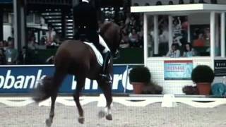 Patrik Kittel amp Watermill Scandic Grand Prix Freestyle Dressage Championship 2011 [upl. by Freddie50]