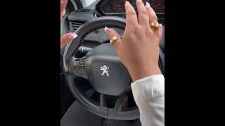 كيفية مسك 👋🏻المقود وتدويره🚗 [upl. by Yerffe]