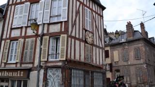 JOIGNY 89  Façades maisons anciennes [upl. by Mohsen]