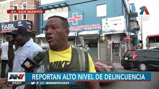 Denuncias de asaltos y atracos no paran en República Dominicana [upl. by Anivla633]