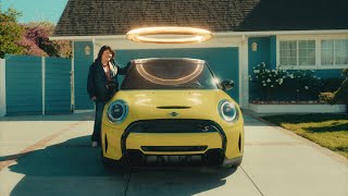 Carvana  Official Big Game Commercial 2022  “Oversharing Mom” [upl. by Barbra745]