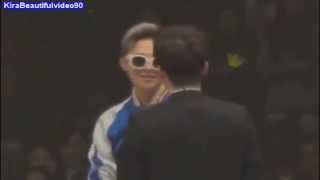 GDRAGON TRYING TO KISS SEUNGRI ♥ 2014 [upl. by Atilef]